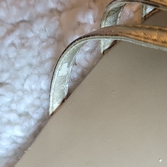STEVE MADDEN TANE Gold Flats/sandals Size 9.5 - Picture 15 of 17